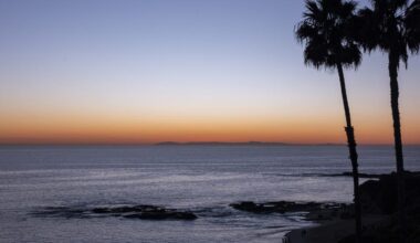 Search suspended for 5-year-old girl swept into ocean near Laguna Beach