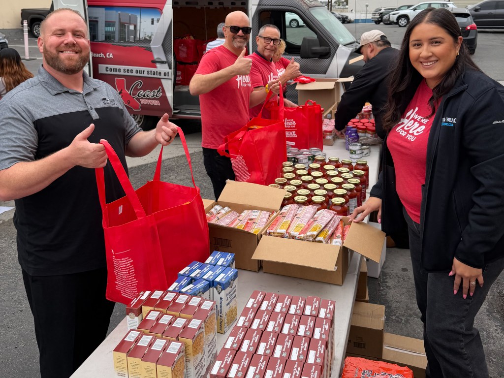 For a Good Cause: Employees at local dealerships fill hundreds of bags with food for local elementary students – Press Telegram