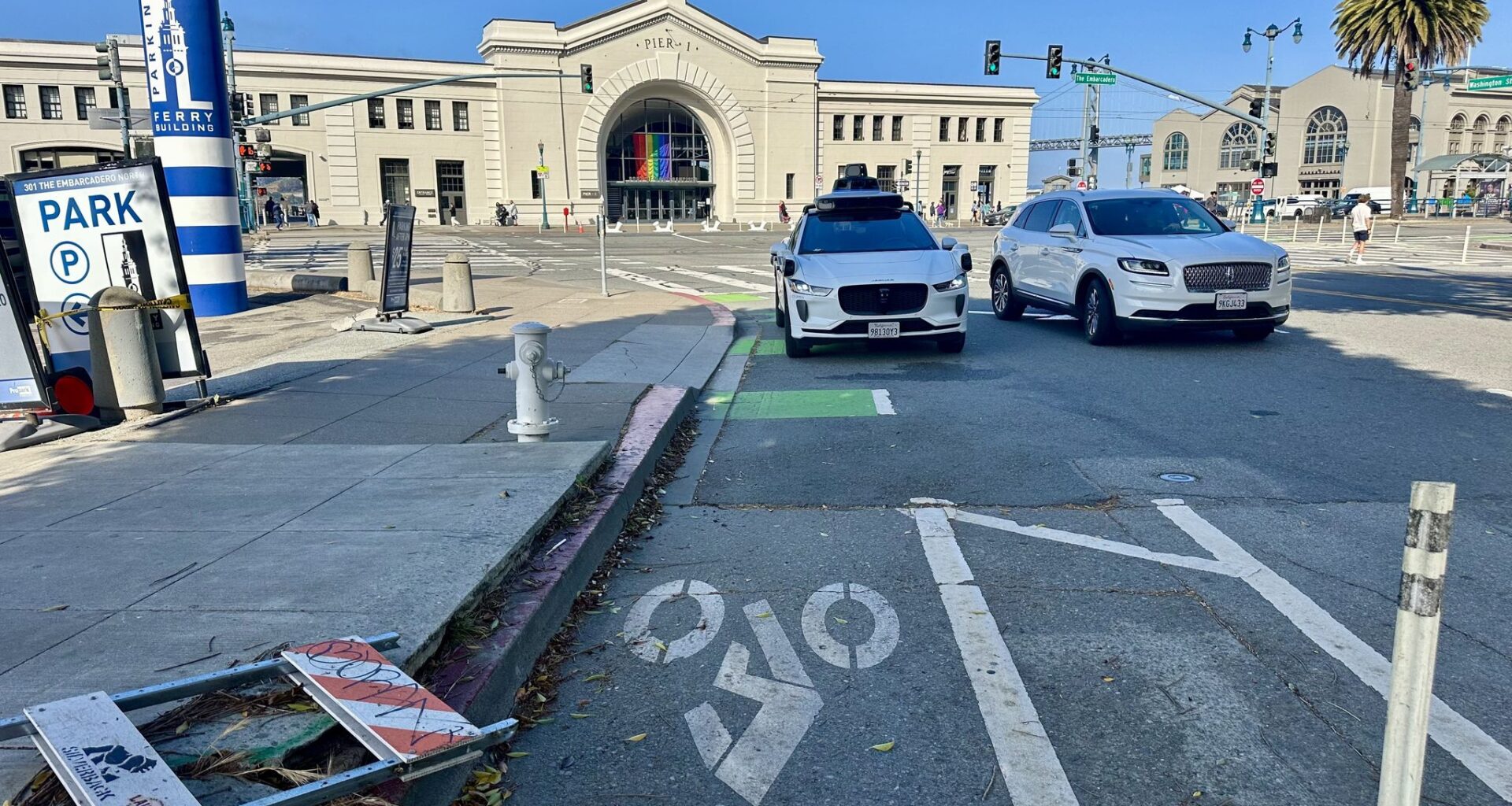 Some Waymos pick up an old San Francisco habit: parking in bike lanes