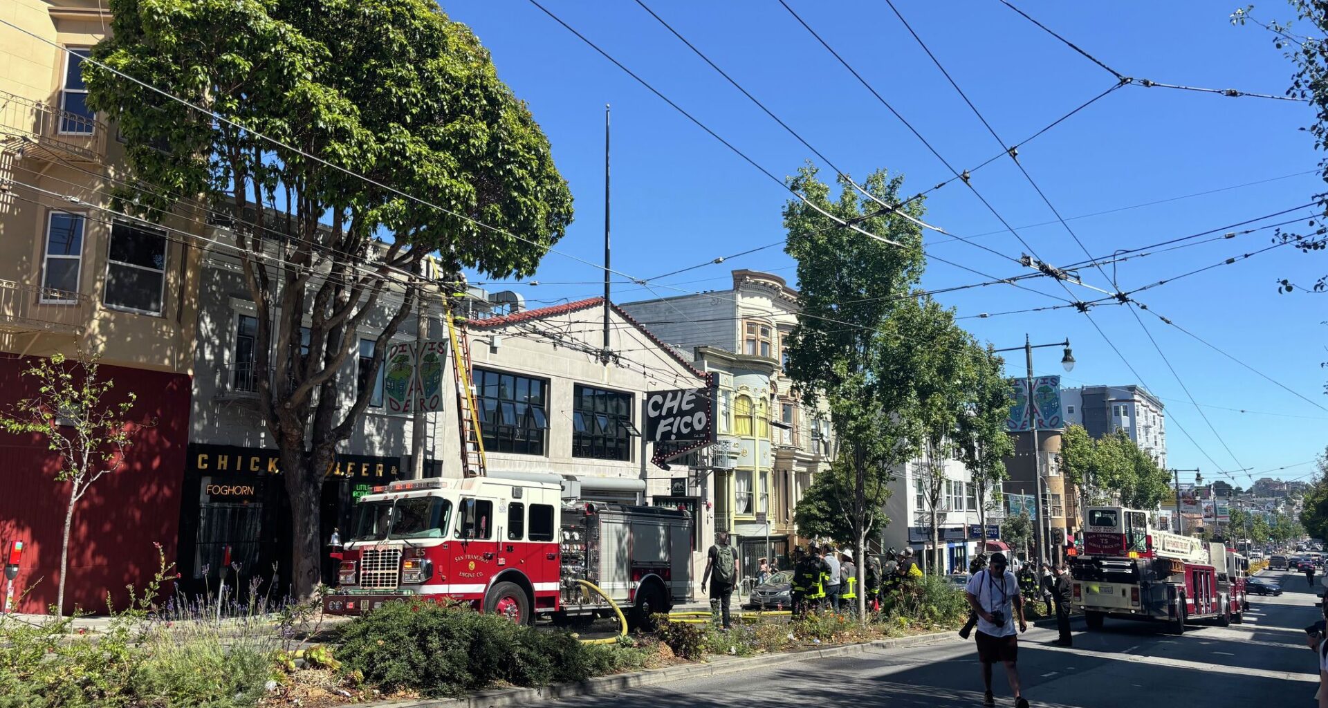 Fire erupts near Alamo Square restaurants in S.F.