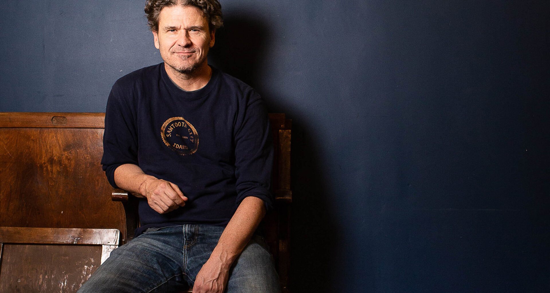 No internet, no smartphone, no problem: Dave Eggers is doing just fine