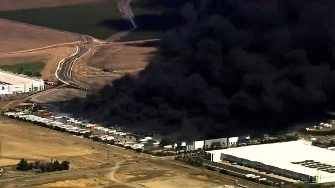 Officials say sprinklers at California medical equipment warehouse didn't work during blaze