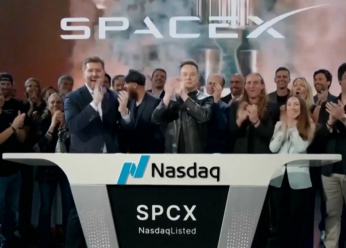 Here’s how SpaceX’s IPO could juice California coffers