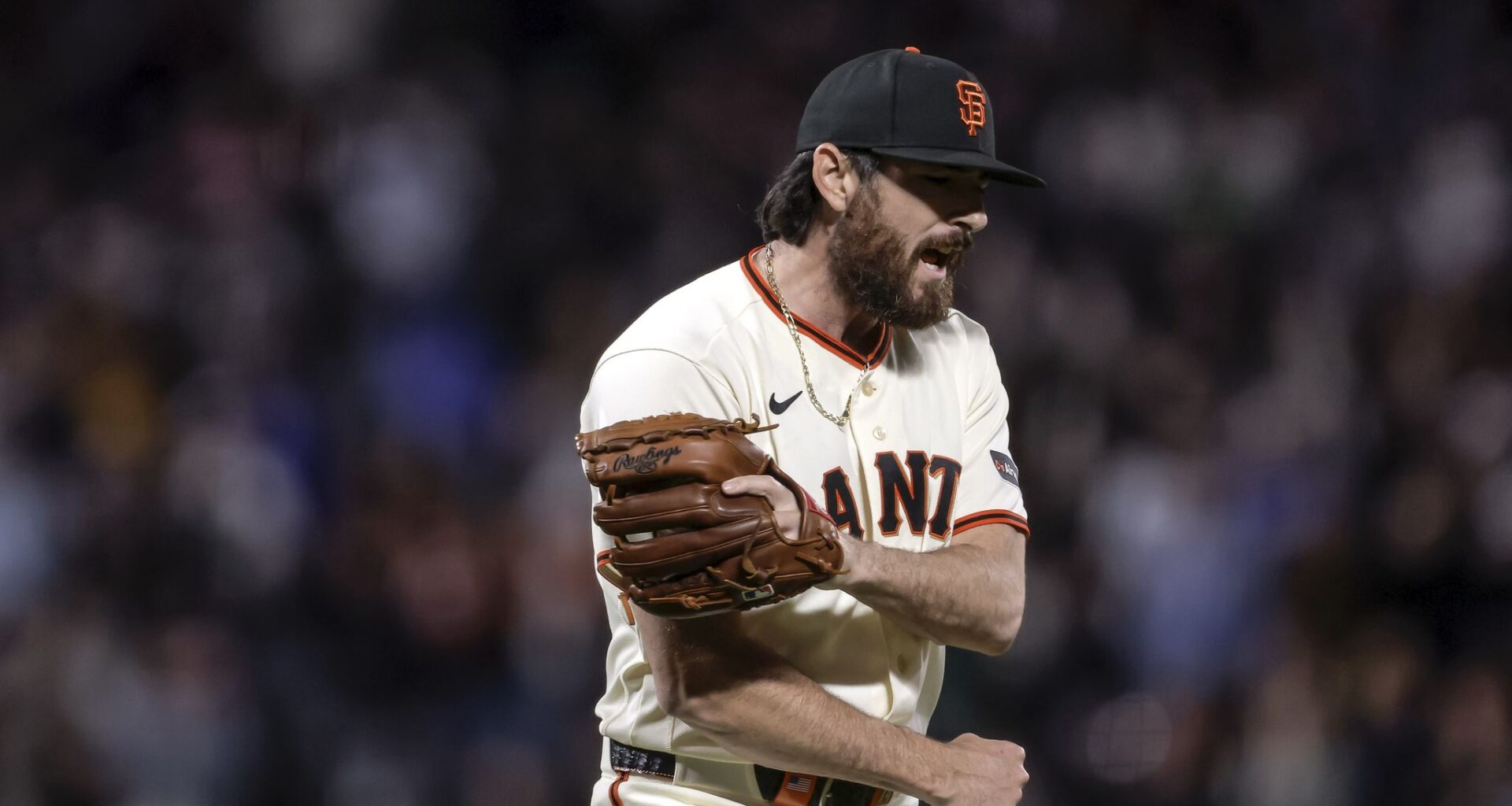 Giants recall former closer Ryan Walker in move to shore up bullpen