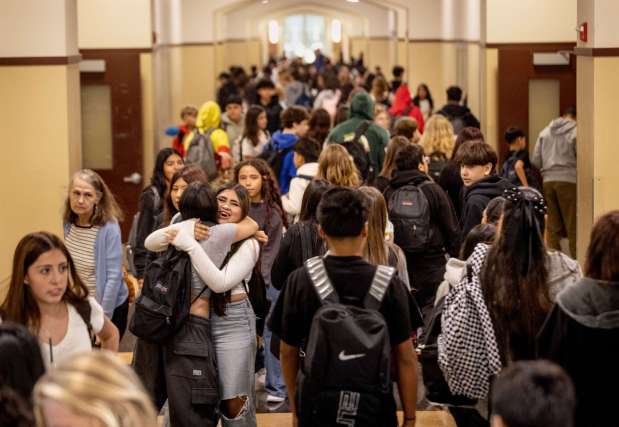 Santa Rosa Middle School 7th and 8th graders rush to find their second period classes in the DeSoto Building on their first day on the Santa Rosa High School campus Wednesday, August 13, 2025 in Santa Rosa. (John Burgess / Press Democrat)
