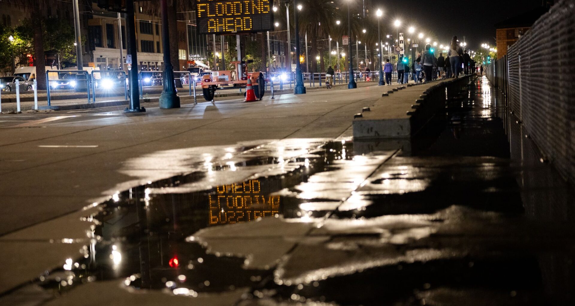 Huge waves hit SF’s Embarcadero amid forecasts of record summer tides