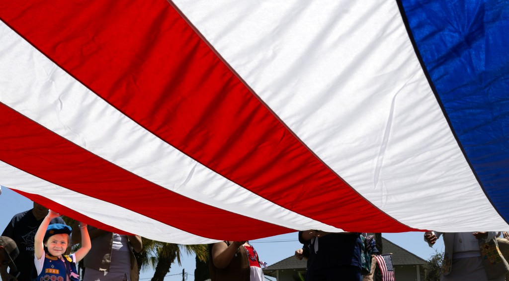 Anaheim rallies to celebrate Old Glory – Orange County Register