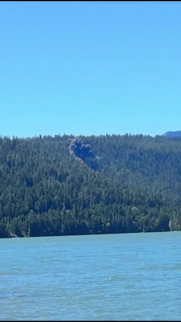 The jet, an F/A-18 Hornet, was heard making a loud “popping sound” before it crashed near Rimrock Lake.<br> Tiktok/@marissssuuhh
