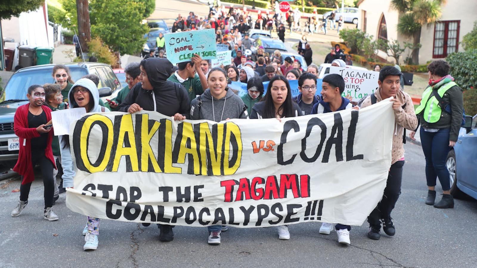 Even $75M from Trump may not save Oakland’s embattled coal terminal