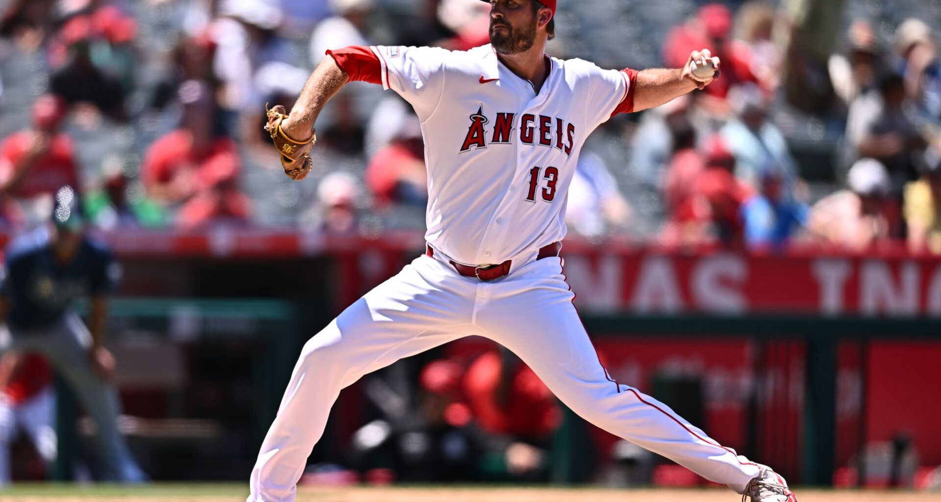 Caminero hits tiebreaking homer in 8th and Rays avoid sweep with 8-3 victory over Angels