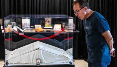 Check out relics of saints, Abraham Lincoln’s signature and more in the Diocese of Orange’s new traveling exhibit – Orange County Register