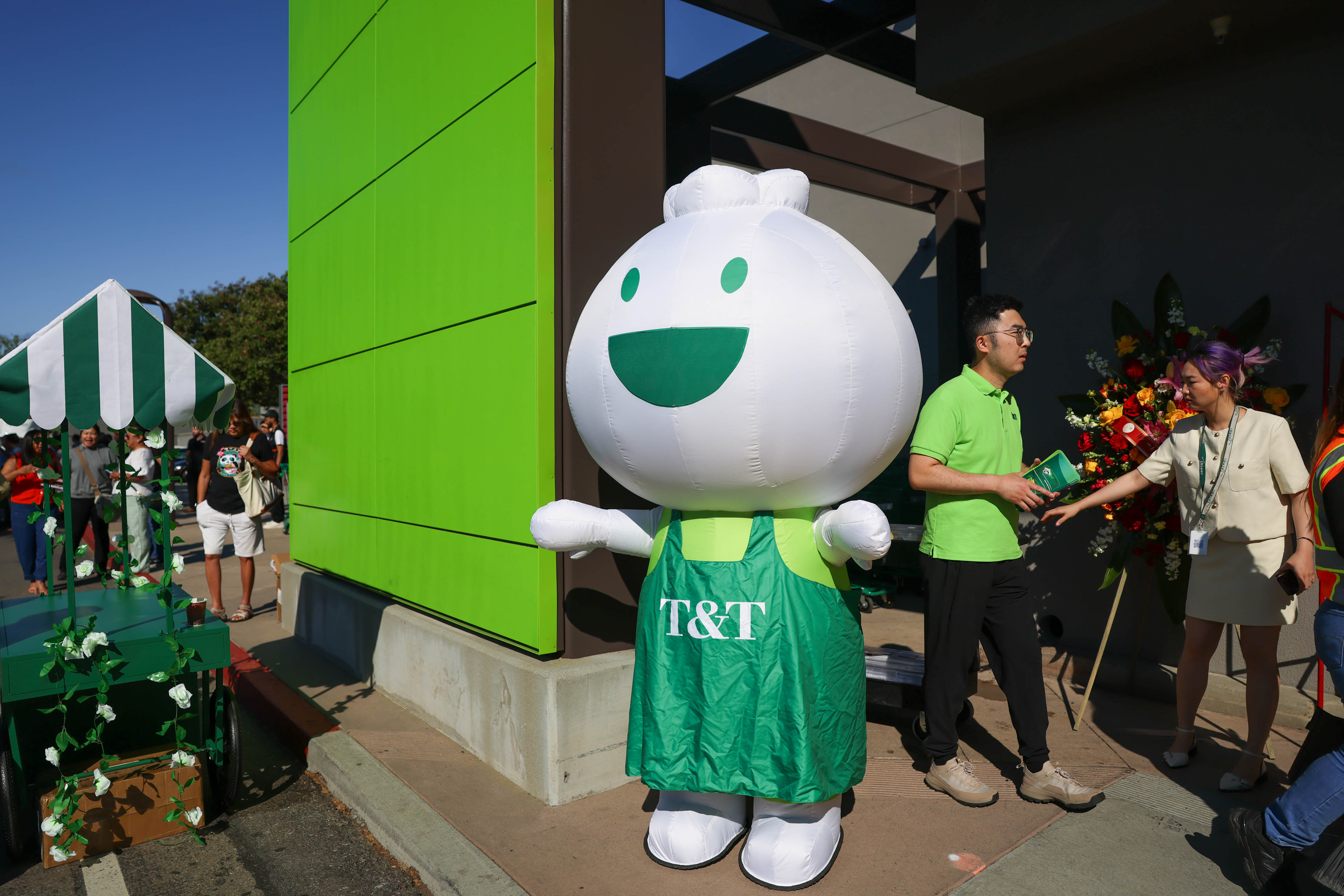 T&T Market opens at Westgate Center in San Jose, Calif.,...