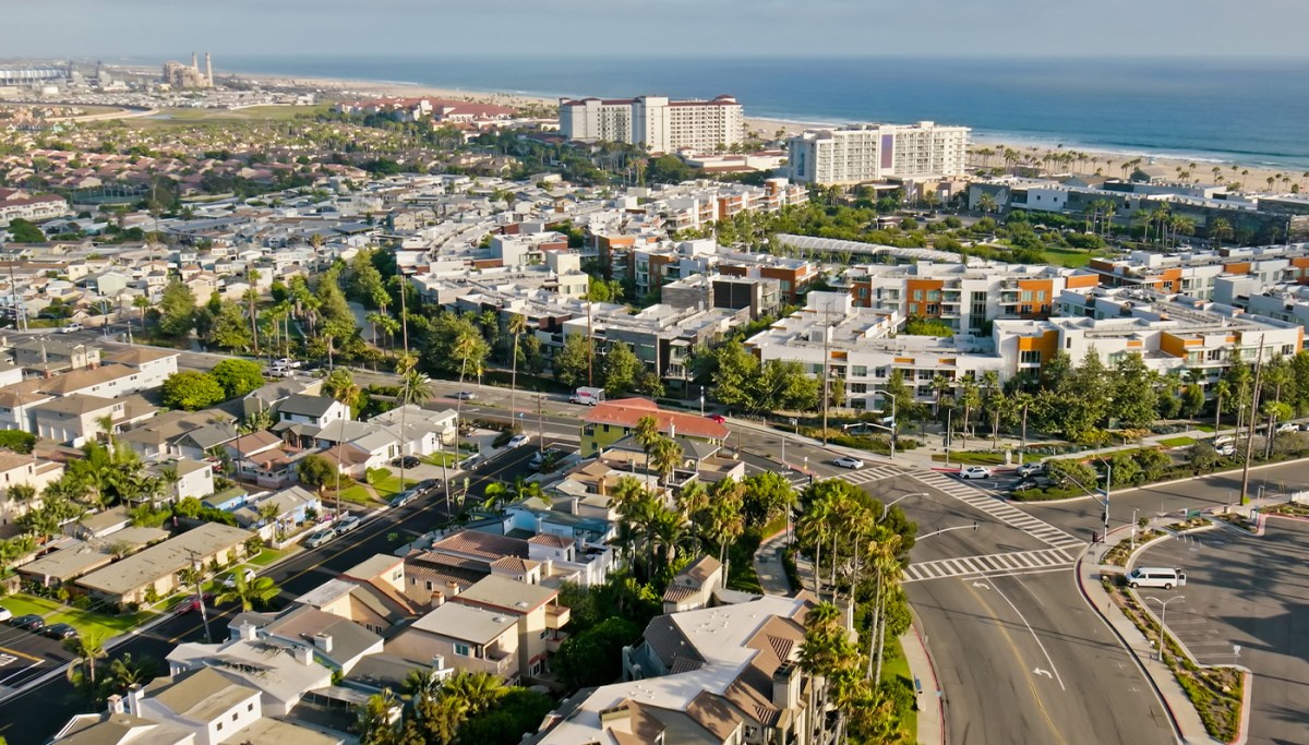 California’s $100,000 poor people