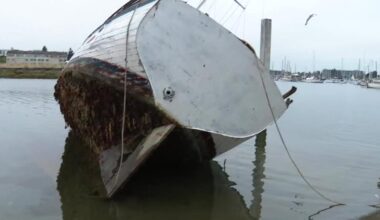 Boats illegally docked at Jack London Aquatic Center now sinking into estuary