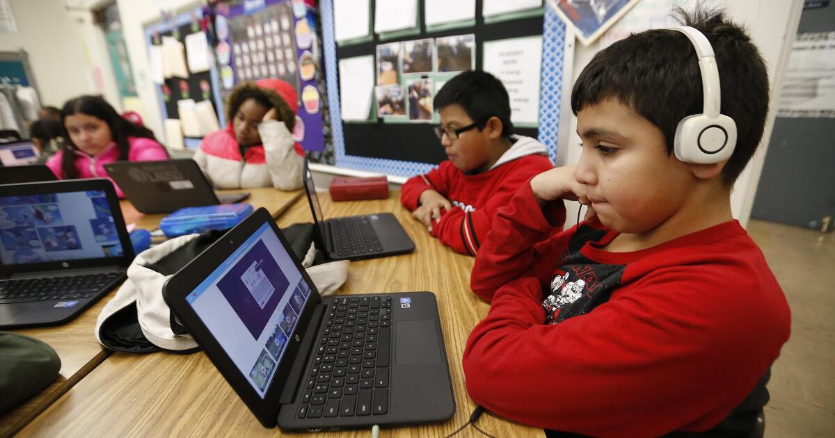 School bans aren’t enough. Parents need to limit screen time at home