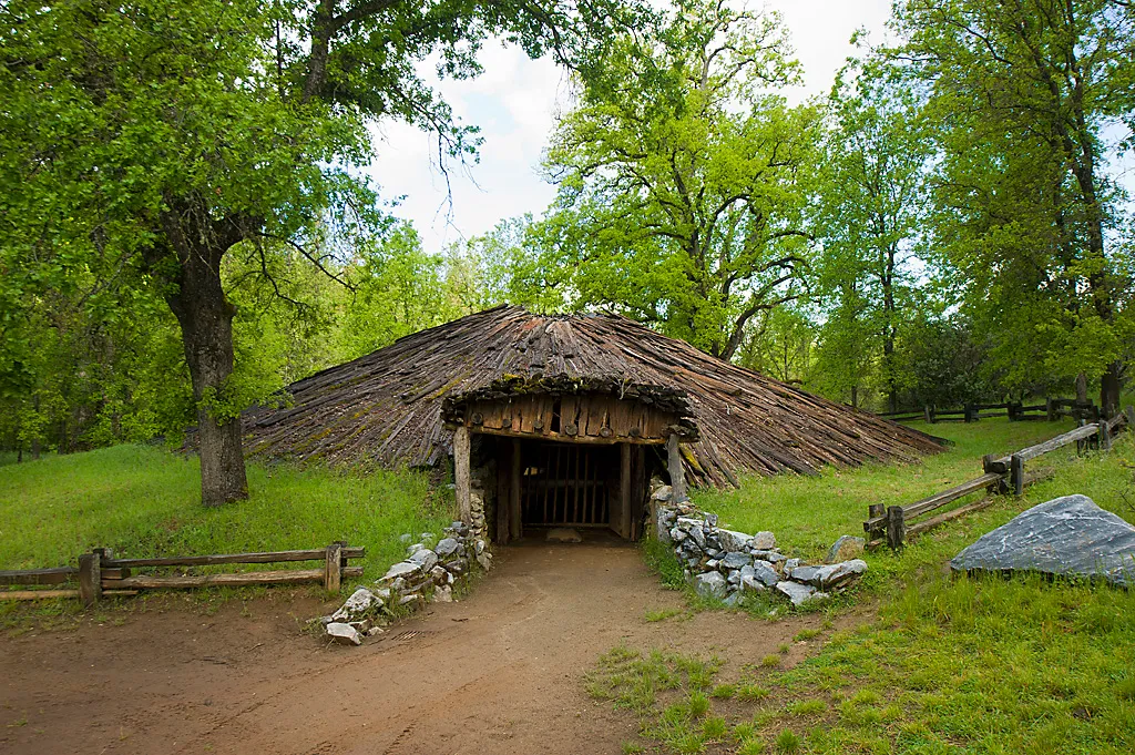 California historic parks beckon. How to get a free pass