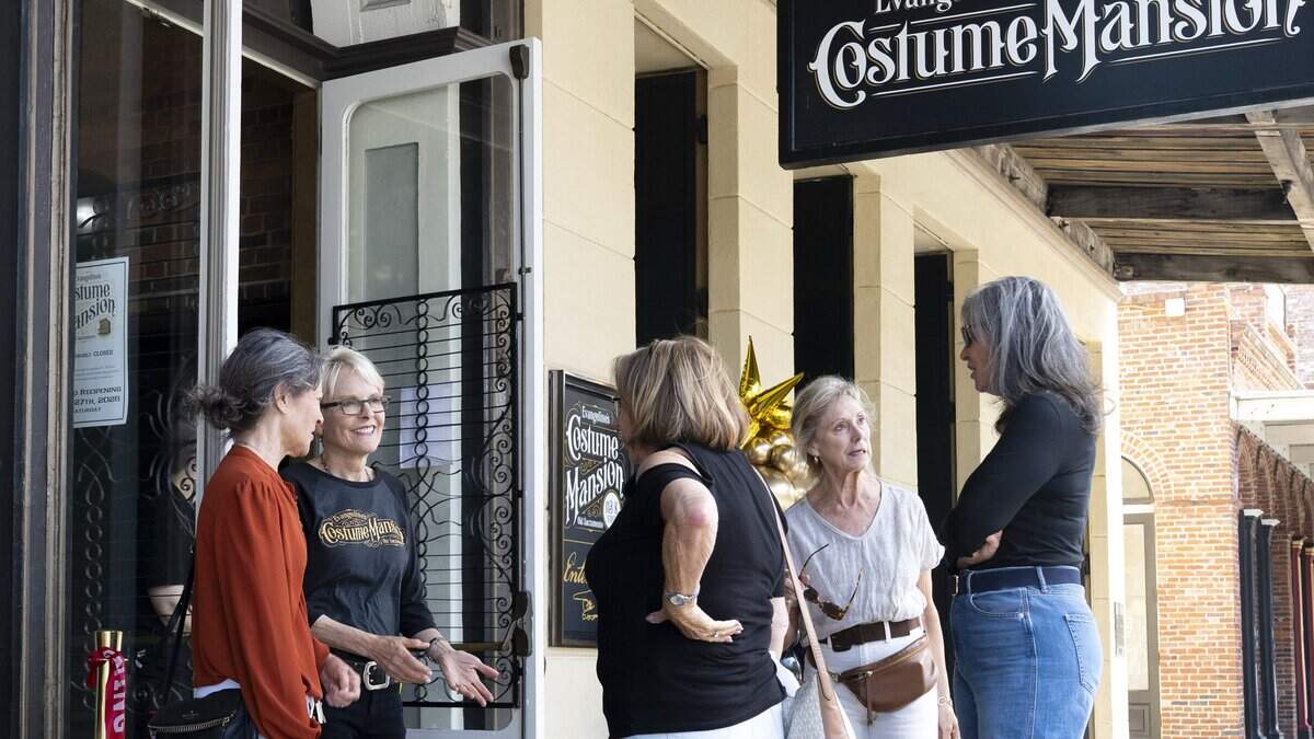 Costume mansion returns to life on Old Sacramento’s K Street