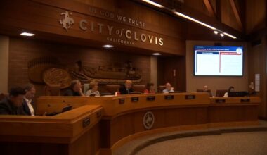 Clovis City Council members vote against pay increase