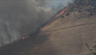 Fire crews battle 75-acre Lake Fire north of Reedley