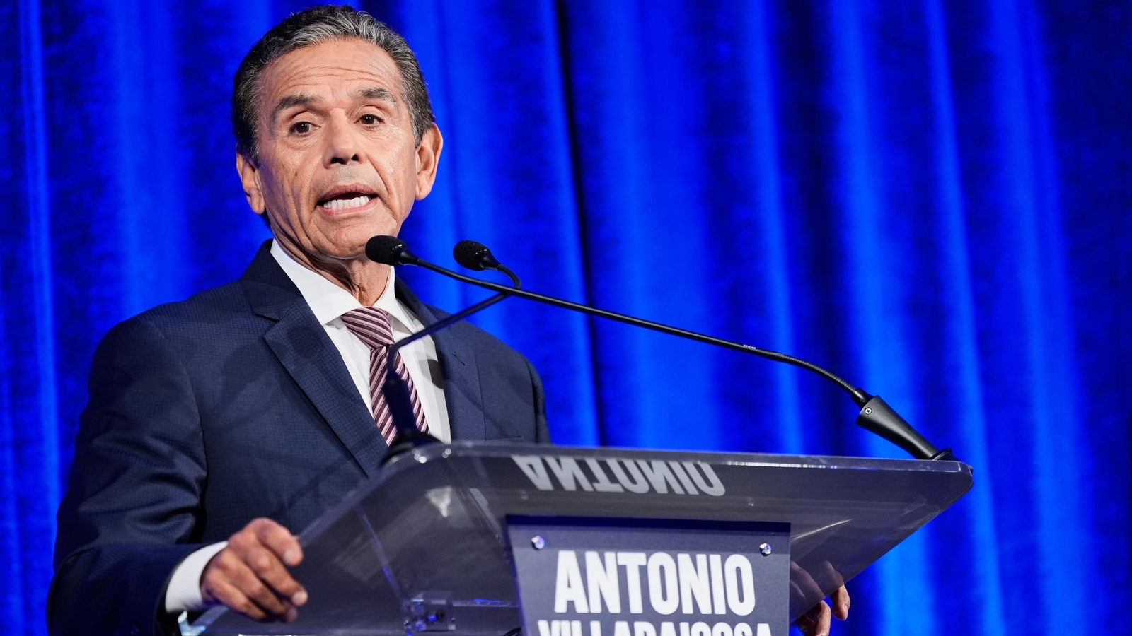 California gubernatorial candidate Antonio Villaraigosa concedes race