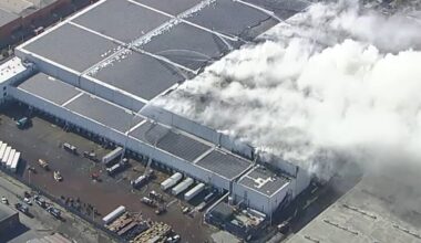 LAFD changes tactics as dayslong fire continues to burn