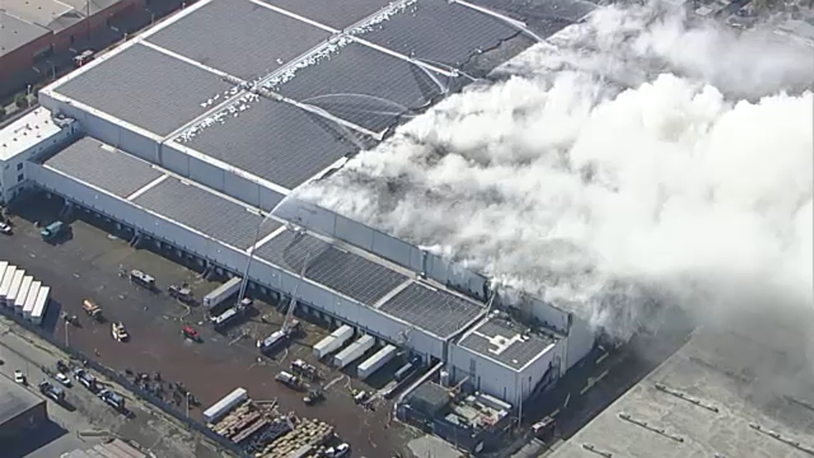 LAFD changes tactics as dayslong fire continues to burn