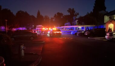 Person found with gunshot wound at NW Fresno apartment complex, police say