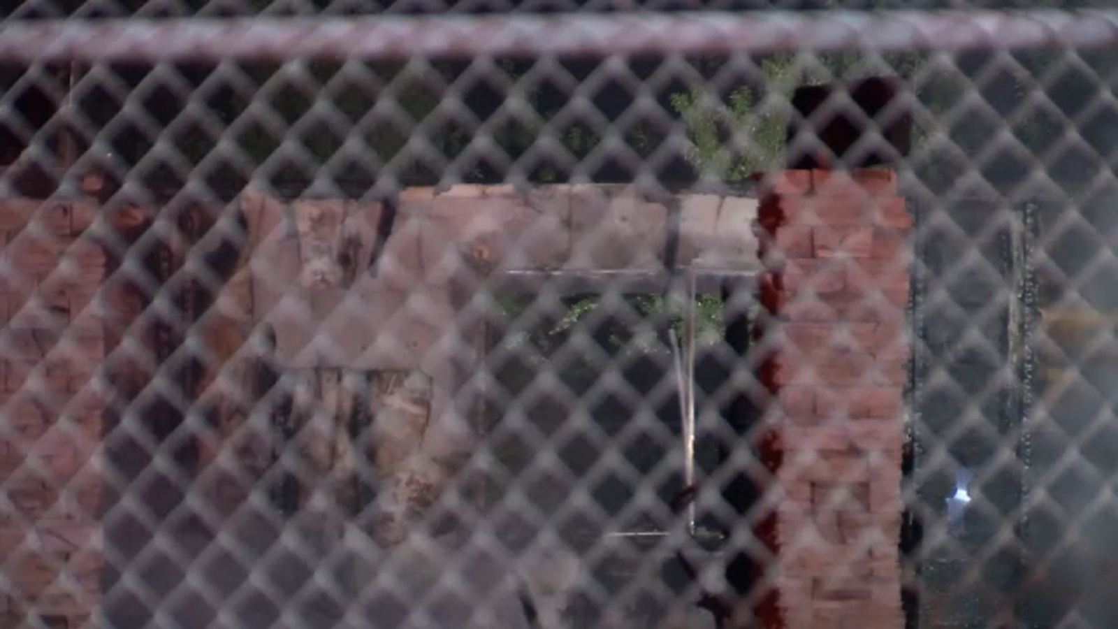 Abandoned home destroyed by fire in Madera County, officials say