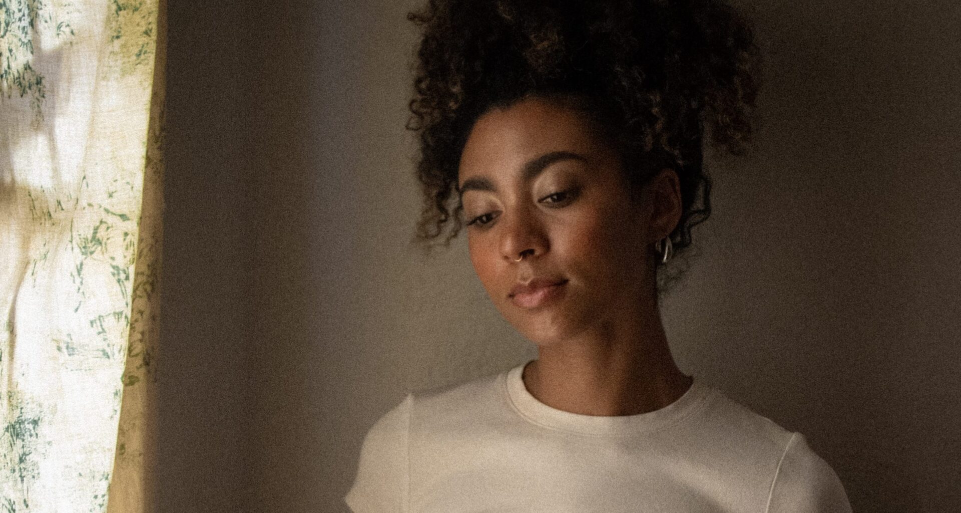 Oakland singer-songwriter Satya is healing her inner child through music