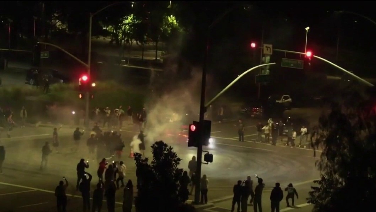 Several sideshows erupt in San Jose