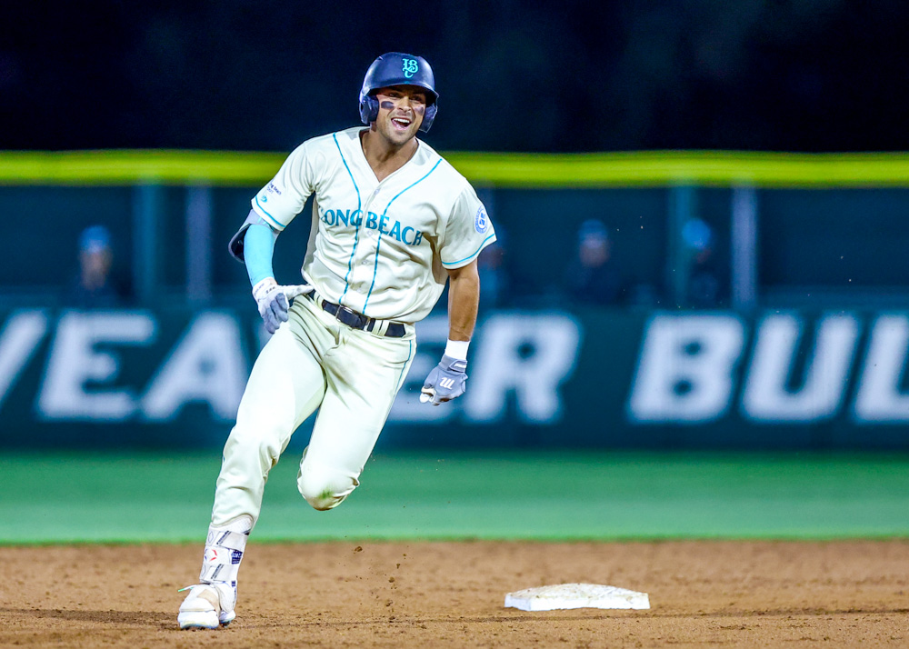 Long Beach Coast Wins on Inaugural Opening Day in Front of Sold-Out Crowd – The562.org