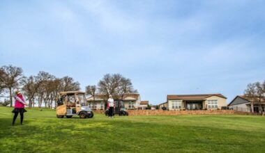 Sacramento grand jury: Country club hasn’t paid to water its grass for decades