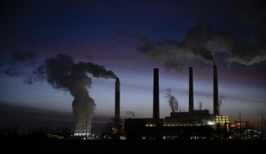 Trump announces new coal export terminal in Oakland