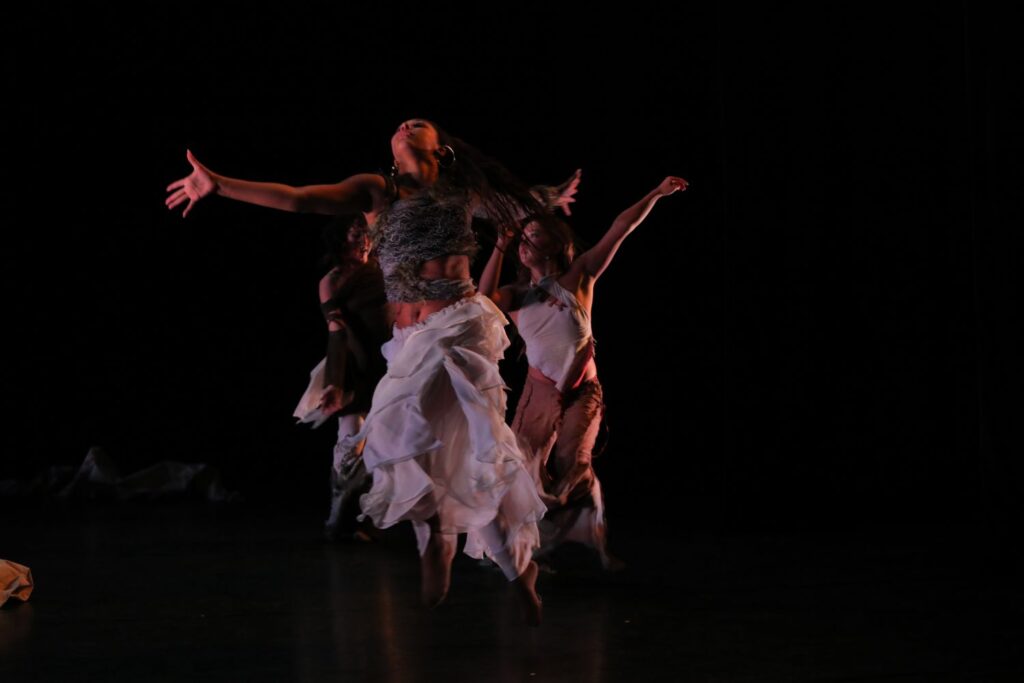 Dance at the Odyssey - Sakura Amano, Erin Co, Mikayla Knestrick, and Ellington Persley in "Vestibule" choreography by Kate Myers - Photo by Gunindu Abeysekera.