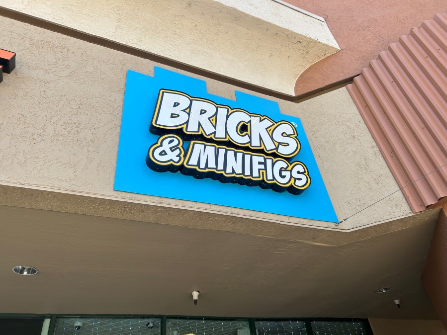 Sacramento Bricks & Minifigs store says it’s receiving threats over viral Oregon LEGO controversy