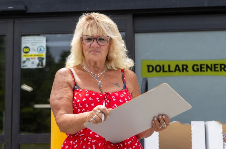 Error forces Oakland resident to restart petition drive on mobile home rent