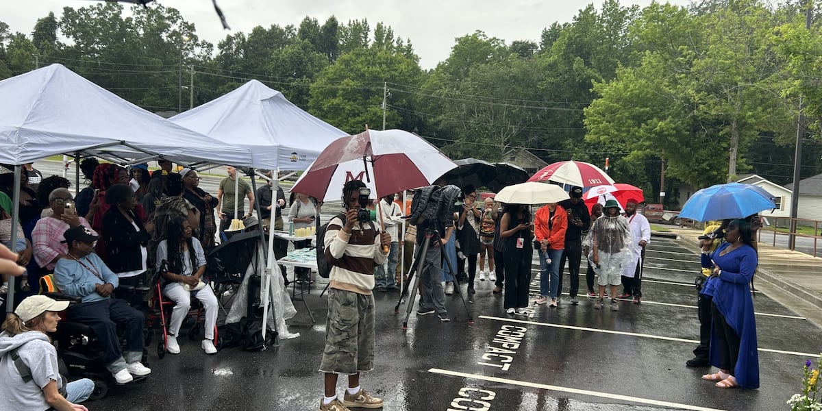 Community demands safer MARTA after fatal stabbing at Oakland City station