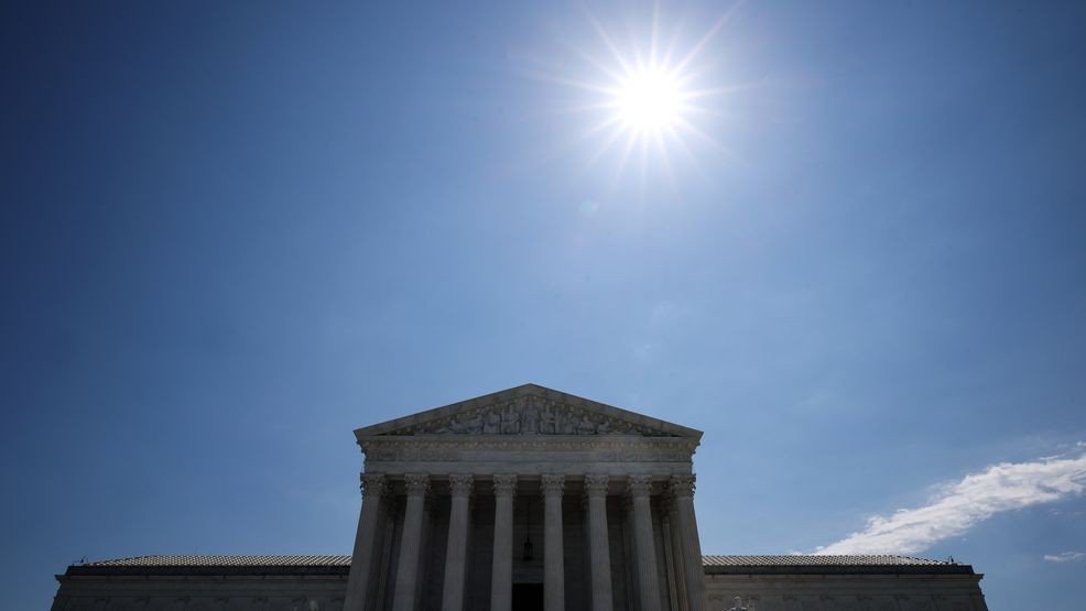 WASHINGTON, DC - MAY 28: The U.S. Supreme Court is seen on May 28, 2026 in Washington, DC. Alabama officials have asked the Supreme Court to pause a lower court's order barring the use of a congressional district map that was ruled to be discriminatory against Black voters for the 2026 midterm elections. (Photo by Kevin Dietsch/Getty Images)