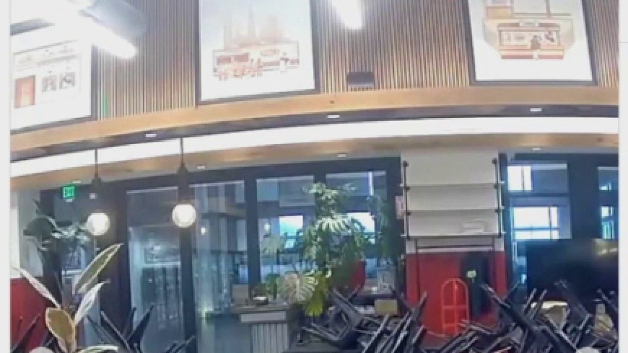 Oakland restaurant targeted by thieves