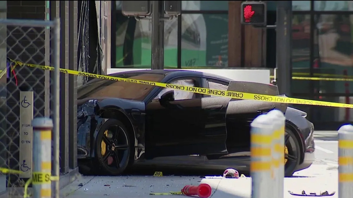 1 killed, 2 injured in downtown San Jose shooting; car crashes into building