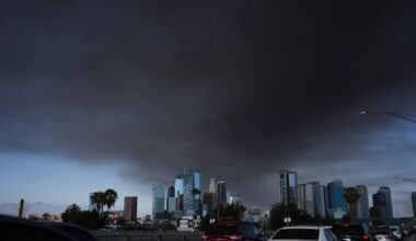 Los Angeles warehouse fire prompts shelter-in-place orders due to hazardous air :: WRAL.com