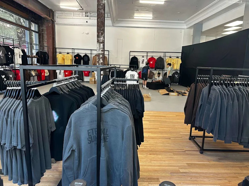 An Ariana Grande pop-up shop is being set up in downtown San Francisco ahead of the pop singer's Oakland concerts. (Christian Leonard)