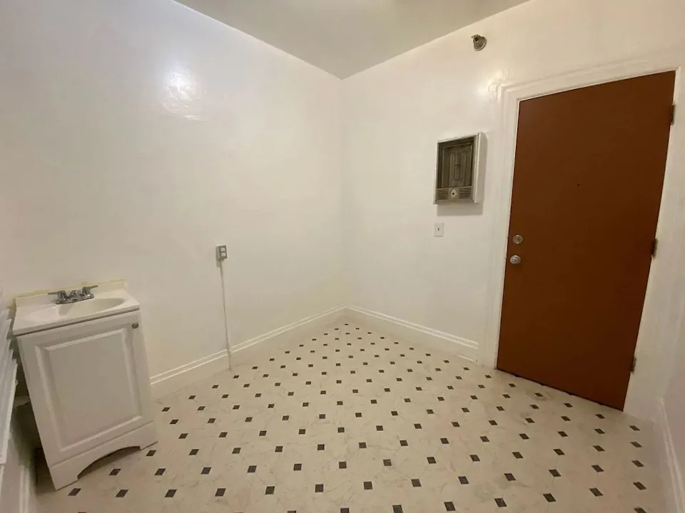 The tiny 64-square-foot studio located at 301 Columbus Ave in North Beach, San Franciso will cost you $750 a month. Fanny Chun Structure Properties Inc