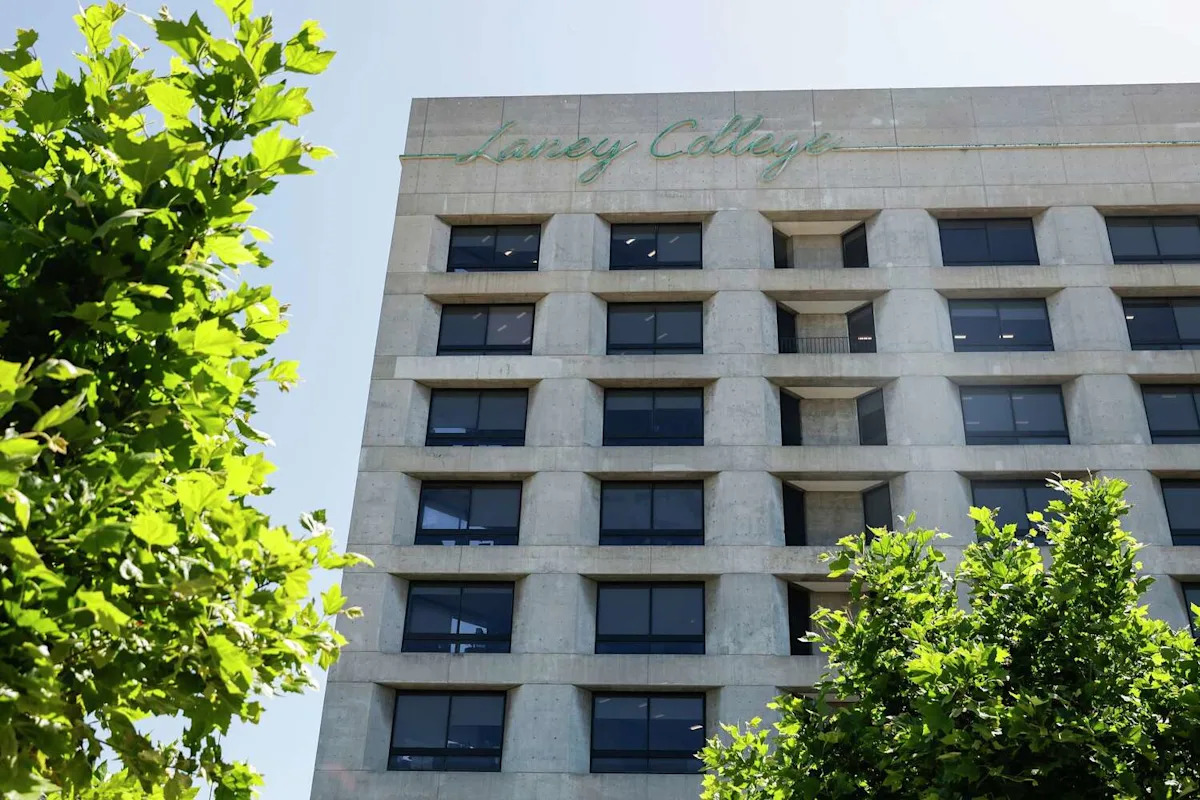 Oakland's two largest community colleges are merging