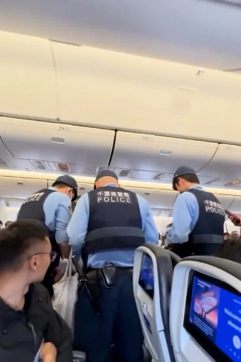 Once the plane was on the ground, at least seven officers boarded the aircraft. Threads