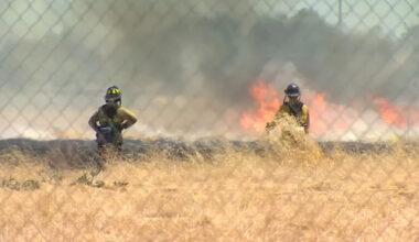 2 separate fires burn in Southwest Fresno amid rise in grass fires