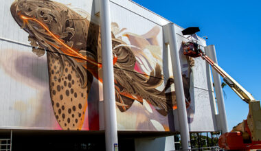 Artists just finished 7 gorgeous new murals in Long Beach. Check them out. • Eat. See. Do.