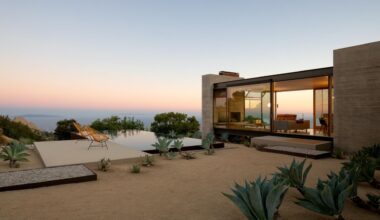16 Best Los Angeles Airbnbs to Book for a Sunny Escape (2026)