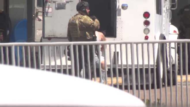 Police surround store in Cocoa Beach police surround store in cocoa beach