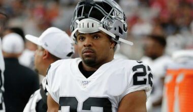 Lawsuit claims Oakland police suffocated ex-NFL player Doug Martin to death